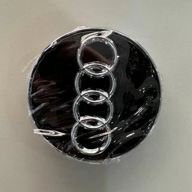 LED Floating Center Caps for Audi A4 A5 A6 A7 A8 Q3 Q5 Q7 Q8 TT 5 Audi LED floating center caps set of 4 silver black finish