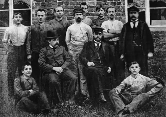 August Horch with the first workers recruited for his engine factory in Cologne